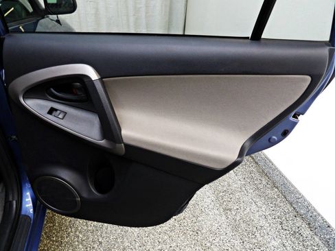 Used 2008 Toyota RAV4 2WD image 12