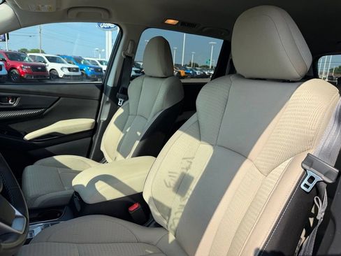 Used 2023 Subaru Ascent Premium w/ Convenience Package AWD/4WD image 14