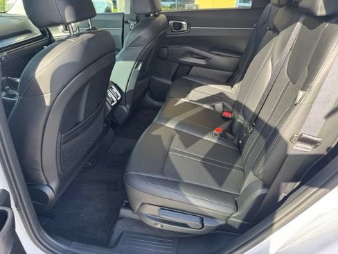 Used 2026 Kia Sorento S FWD image 41