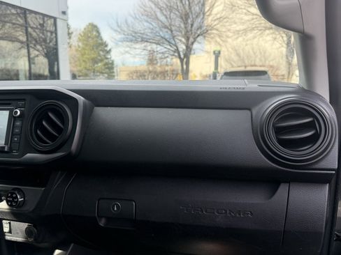 Used 2018 Toyota Tacoma SR w/ SR Convenience Package image 26