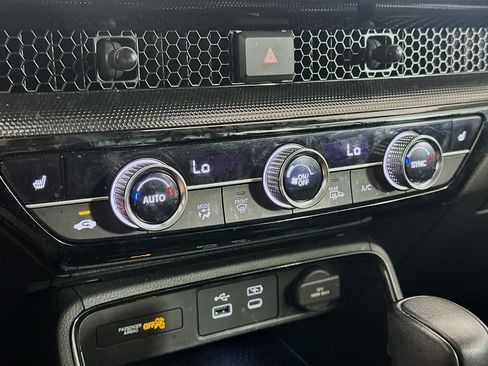 Used 2024 Honda CR-V EX-L image 23