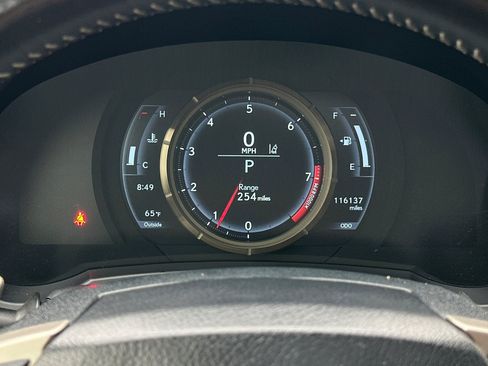 Used 2019 Lexus IS 350 F Sport w/ F Sport Package RWD image 18