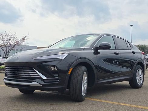 New 2026 Buick Envista Preferred image 11