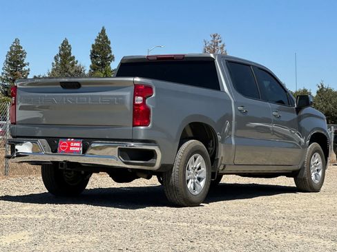 Used 2025 Chevrolet Silverado 1500 LT RWD image 3