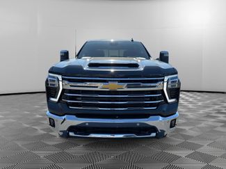 New 2026 Chevrolet Silverado 2500 LTZ w/ LTZ Convenience Package video 2