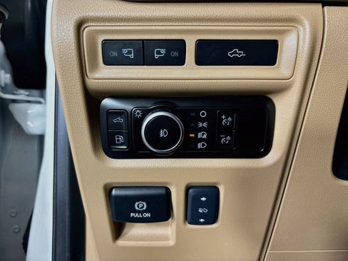 Used 2023 Ford F150 Lariat w/ Max Trailer Tow Package AWD/4WD image 10