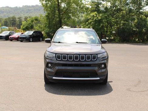 Used 2022 Jeep Compass Limited AWD/4WD image 2