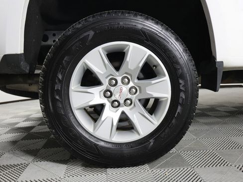 Used 2017 GMC Canyon SLE w/ SLE Convenience Package image 7