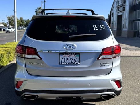 Used 2017 Hyundai Santa Fe Limited AWD/4WD image 6