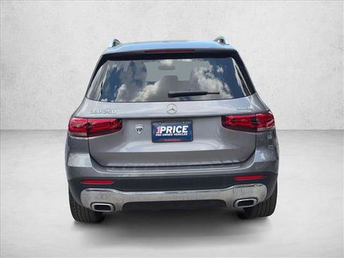 Used 2021 Mercedes-Benz GLB 250 4MATIC image 7