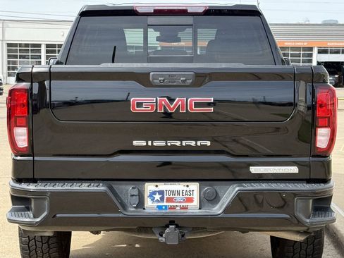 Used 2022 GMC Sierra 1500 Elevation w/ Preferred Package image 6