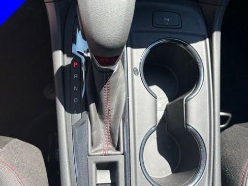 Used 2024 Chevrolet Equinox RS w/ LPO, Floor Liner Package FWD image 21