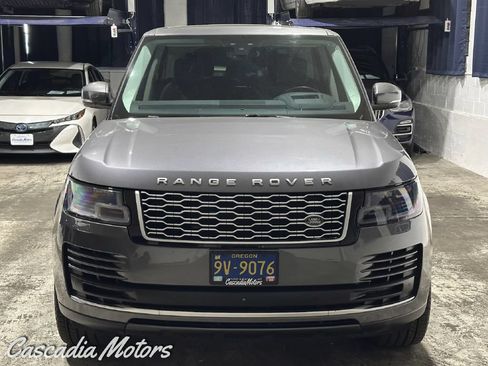 Used 2018 Land Rover Range Rover Supercharged AWD/4WD image 3