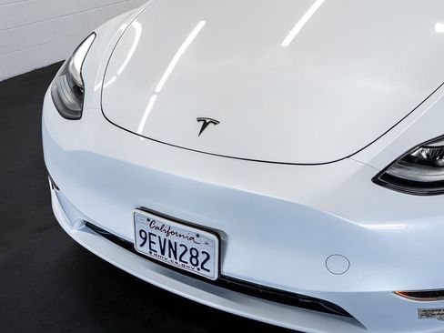 Used 2023 Tesla Model Y Performance AWD/4WD image 10