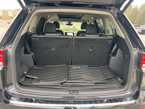 Certified 2025 Volkswagen Atlas SEL image 38