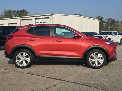 Used 2024 Buick Encore GX Preferred image 6