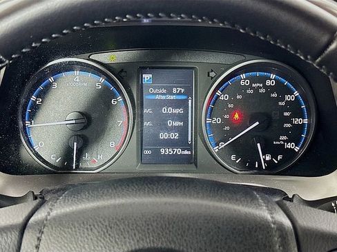 Used 2017 Toyota RAV4 XLE w/ All Weather Liner Package AWD/4WD image 13