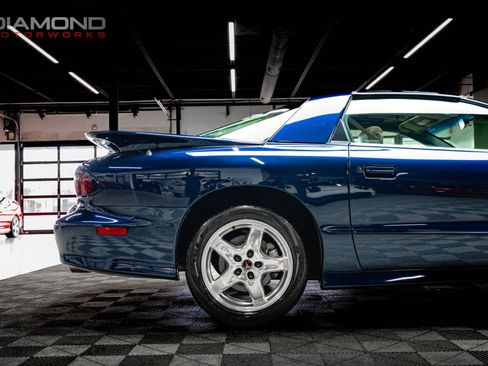 Used 2002 Pontiac Firebird Formula RWD image 22