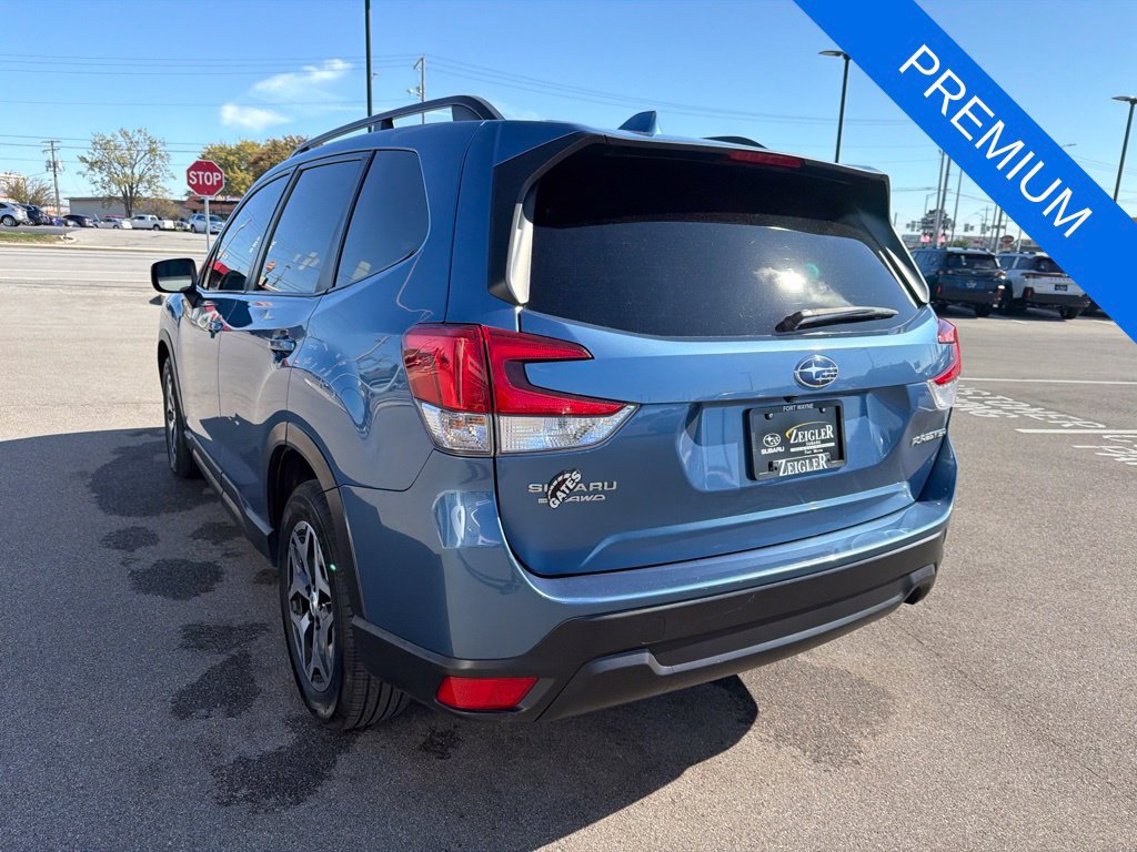 Used 2020 Subaru Forester Premium AWD/4WD image 4