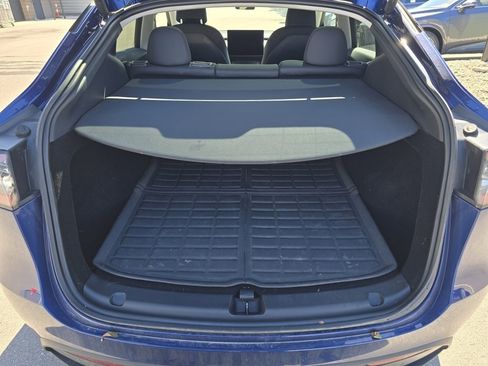 Used 2023 Tesla Model Y Long Range image 24