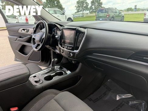 Used 2019 Chevrolet Traverse LT AWD/4WD image 37