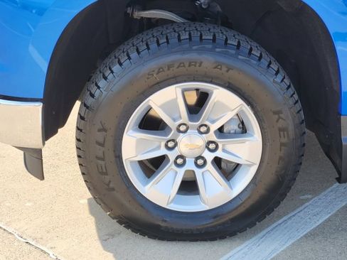 Used 2025 Chevrolet Silverado 1500 LT RWD image 17