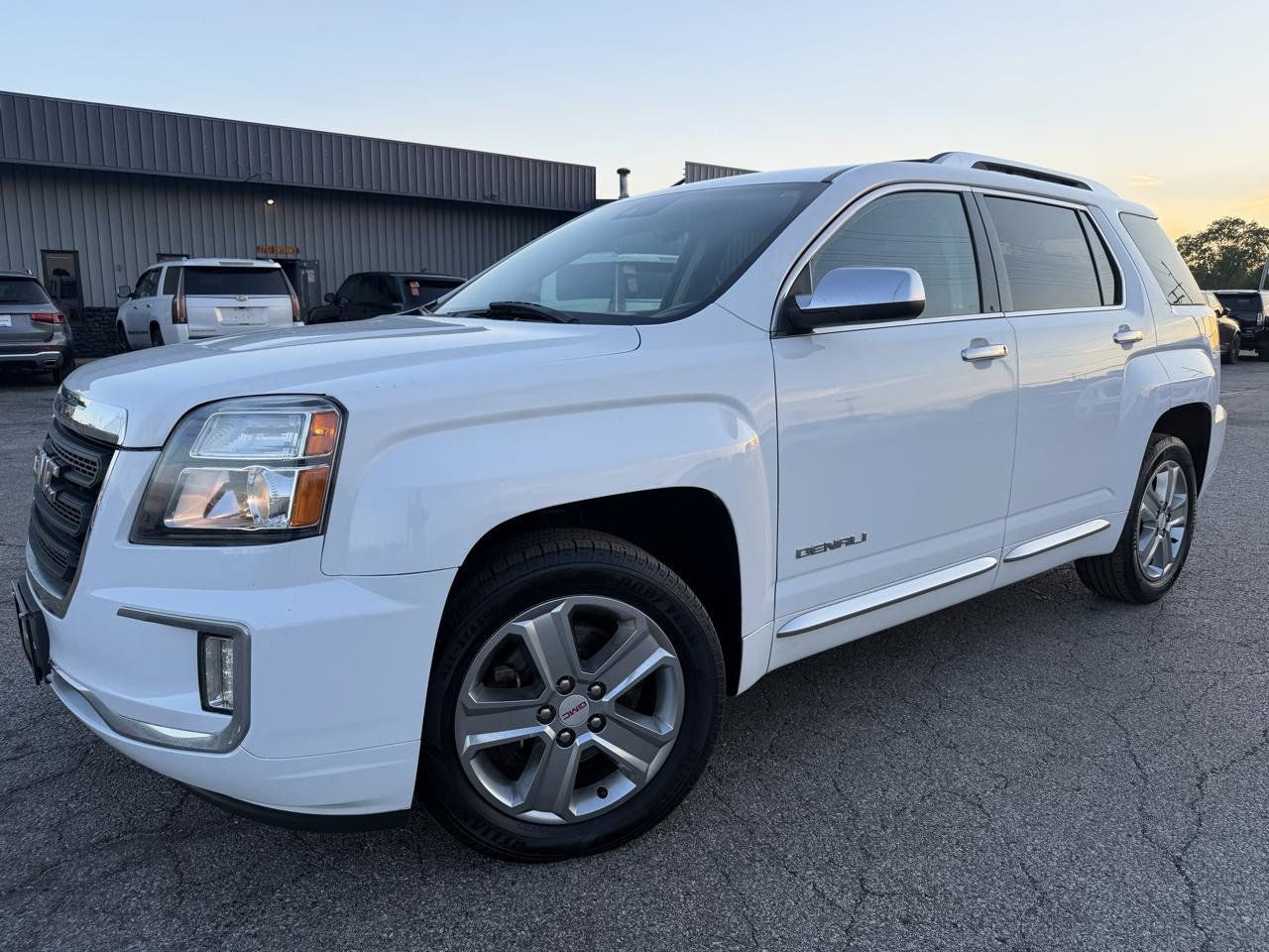 Used 2017 GMC Terrain Denali FWD image 2
