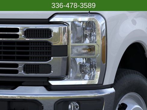 New 2026 Ford F350 XL w/ XL Chrome Package image 18