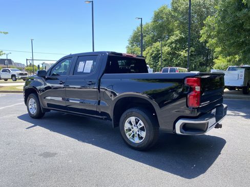 Used 2022 Chevrolet Silverado 1500 LT w/ Bed Protection Package RWD image 7