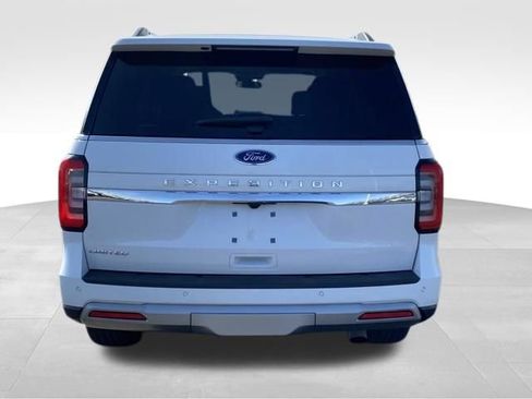 Used 2024 Ford Expedition Limited AWD/4WD image 4