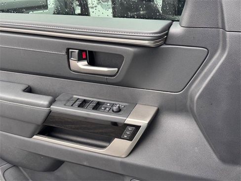 Used 2026 Toyota Tundra Limited w/ TRD Off-Road Package image 18