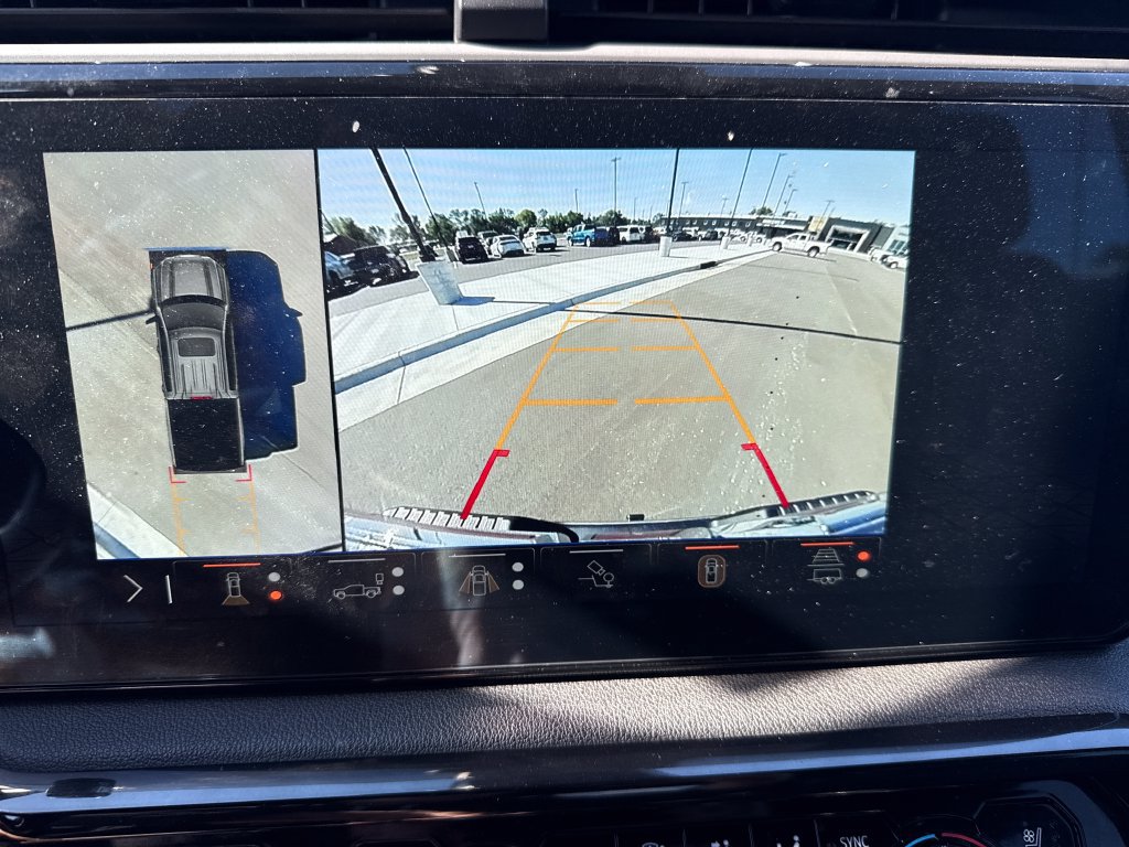 Used 2025 GMC Sierra 1500 AT4 w/ AT4 Premium Package AWD/4WD image 20
