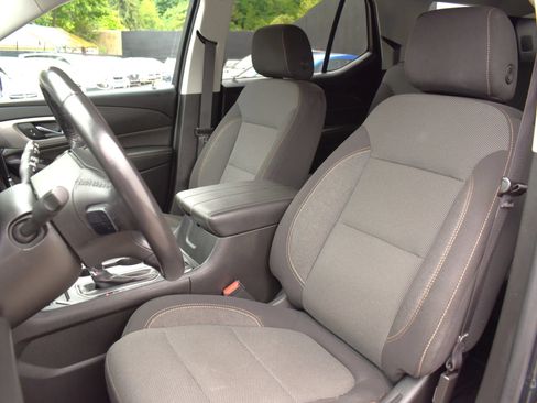 Used 2019 Chevrolet Traverse LT w/ LPO, Floor Liner Package AWD/4WD image 50