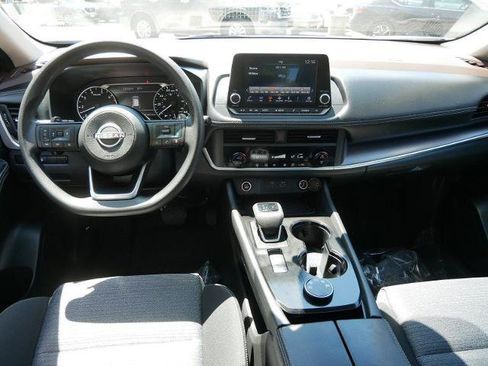 Certified 2023 Nissan Rogue SV AWD/4WD image 13