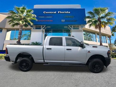 New 2026 RAM 2500 Tradesman AWD/4WD image 4