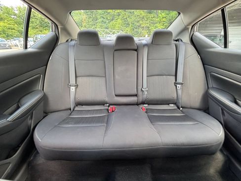 Used 2025 Nissan Altima 2.5 SV FWD image 33