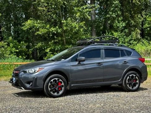 Used 2021 Subaru Crosstrek 2.0i Premium w/ Moonroof Package AWD/4WD image 6