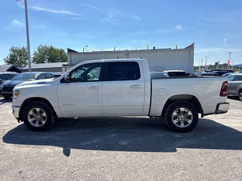 Used 2024 RAM 1500 Laramie AWD/4WD image 3