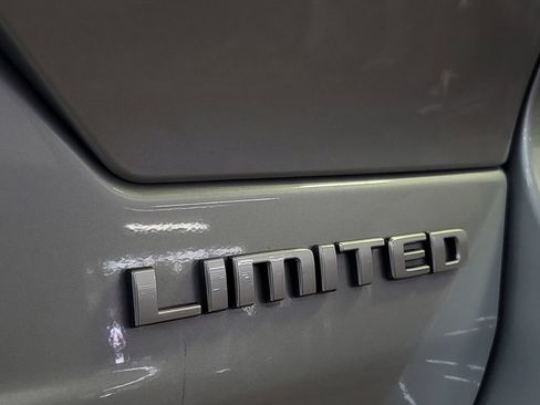 New 2025 Jeep Grand Cherokee Limited AWD/4WD image 7