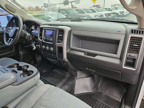 Used 2018 RAM 2500 Tradesman w/ Popular Equipment Group image 35