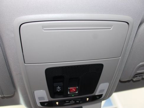 New 2025 Honda Accord SE image 34