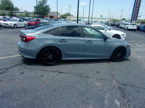 Used 2023 Honda Civic Sport image 4
