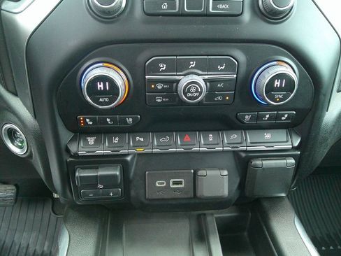 Used 2023 Chevrolet Silverado 3500 LTZ w/ LTZ Convenience Package image 27