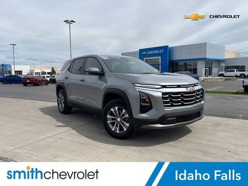 Used 2025 Chevrolet Equinox LT AWD/4WD image 1