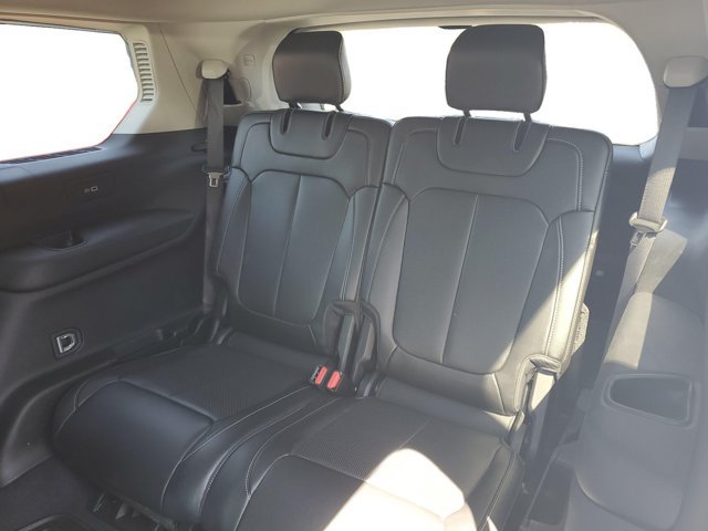 Used 2023 Jeep Grand Cherokee L Limited w/ Luxury Tech Group II RWD image 26