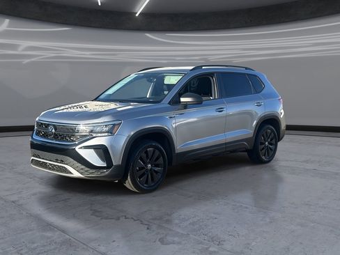 Used 2023 Volkswagen Taos S image 3