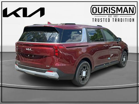 New 2026 Kia Carnival EX FWD image 4