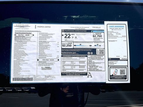 New 2026 Chrysler Pacifica Limited w/ Trailer Tow Group FWD image 40