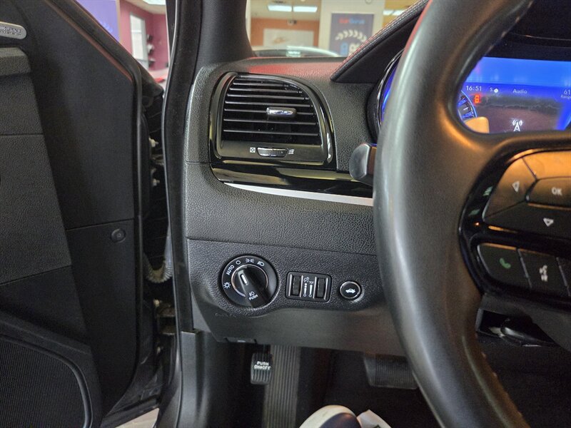 Used 2023 Chrysler 300 S RWD image 28
