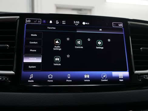 Used 2024 Chrysler Pacifica Touring-L FWD image 53